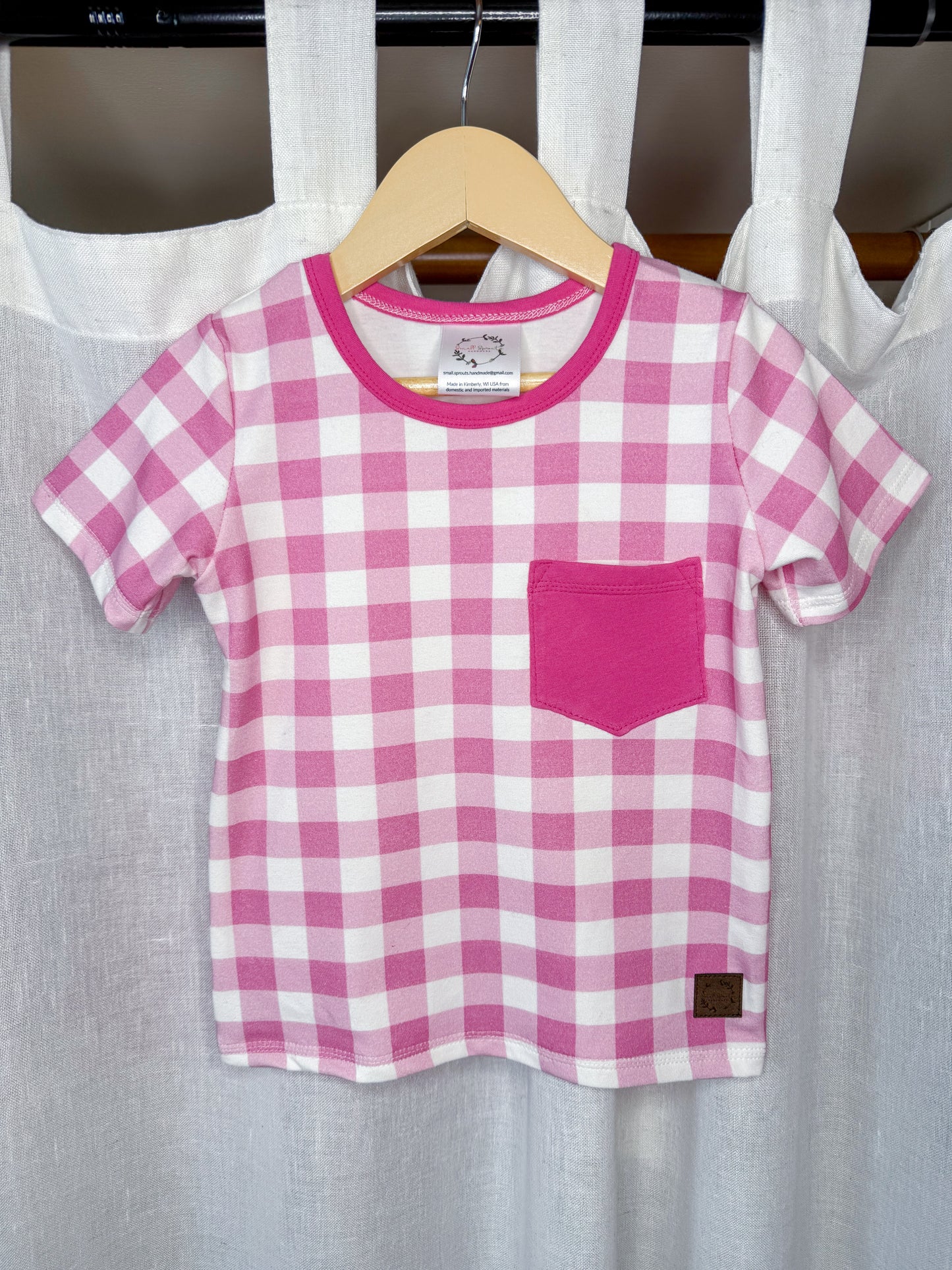 Basic Pocket Tee-Pink Checks
