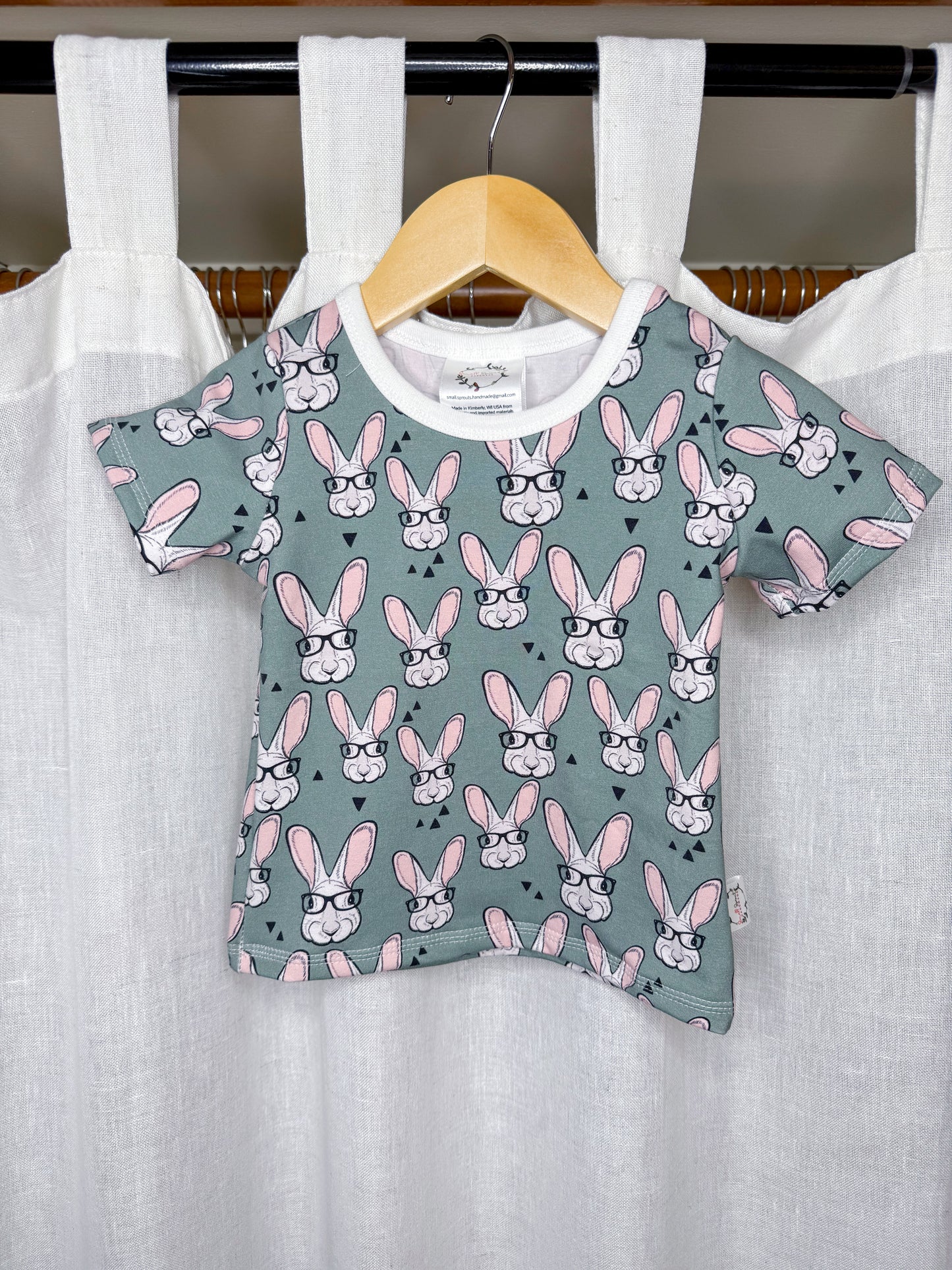 Basic Tee-Bunnies