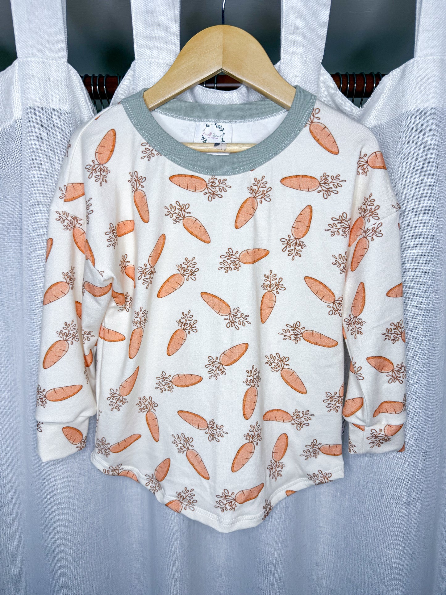 Dolman Tee-Carrots