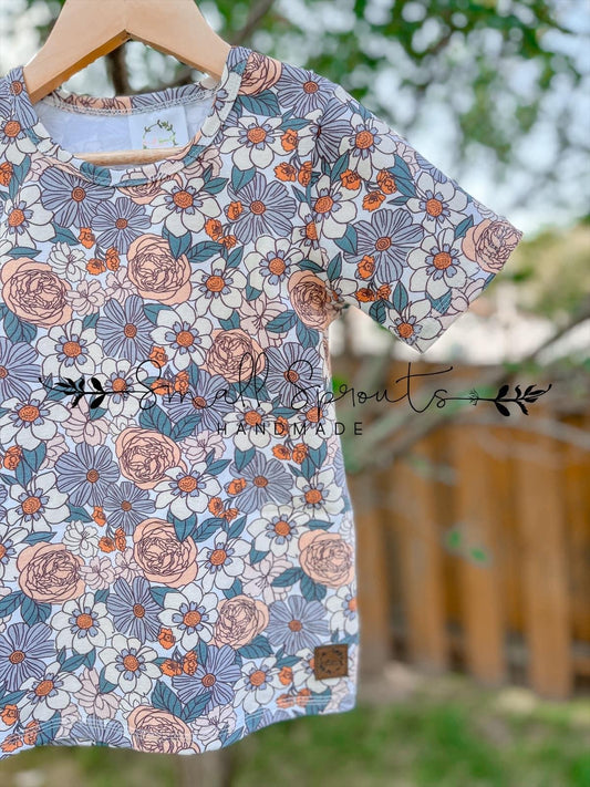 Basic Tee-Vintage Floral